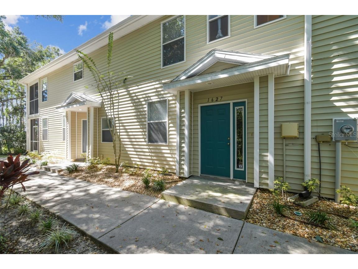 1627 Hammocks Avenue Lutz FL 33549 TB8440737 image5