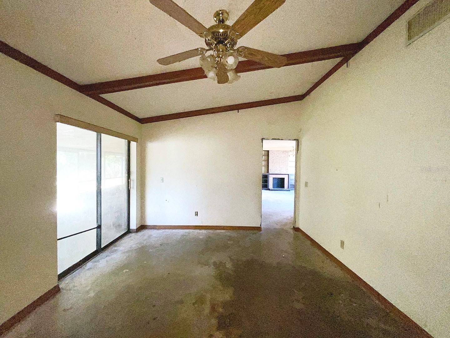 1627 Saxon Boulevard Deltona FL 32725 O6404918 image5