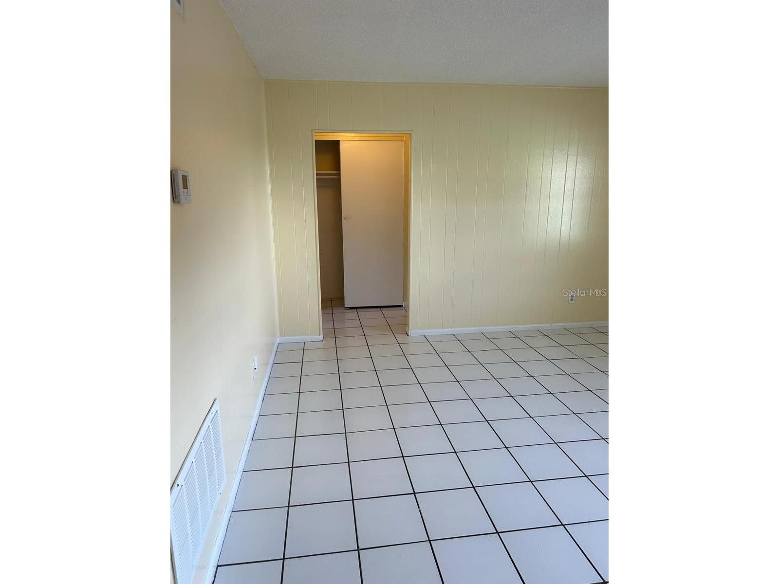 1627 W Oak Ridge Road #D Orlando FL 32809 O6389341 image14