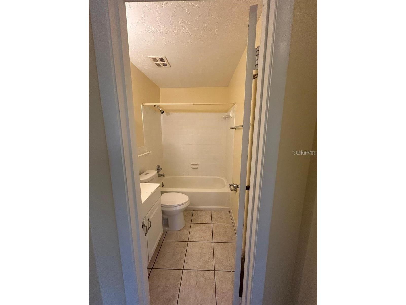 1627 W Oak Ridge Road #D Orlando FL 32809 O6389341 image15