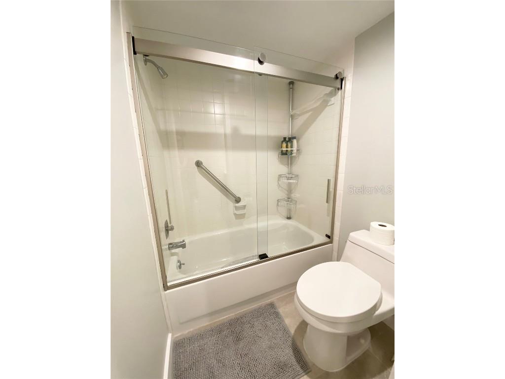 1628 Clower Creek Drive #125 Sarasota FL 34231 A4622699 image16