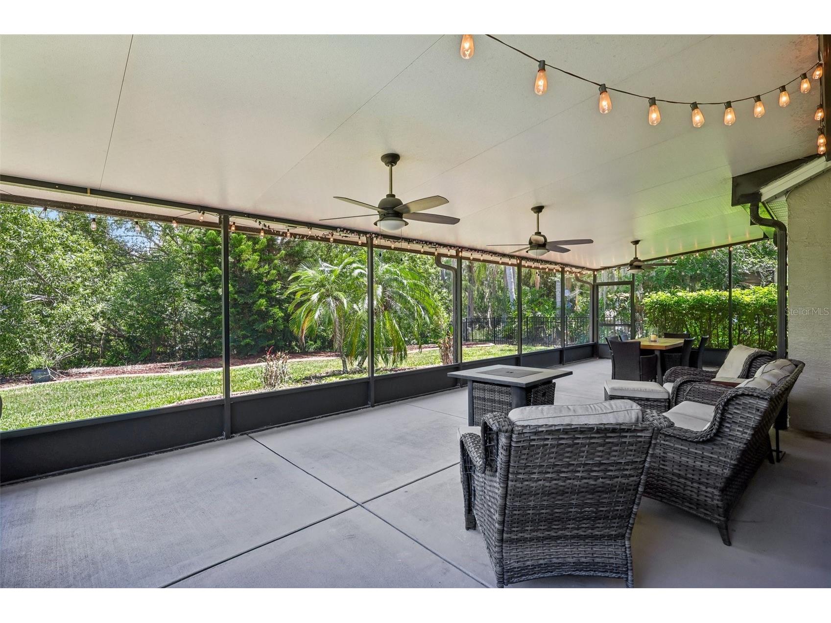 1628 Crossvine Court Trinity FL 34655 TB8519052 image38