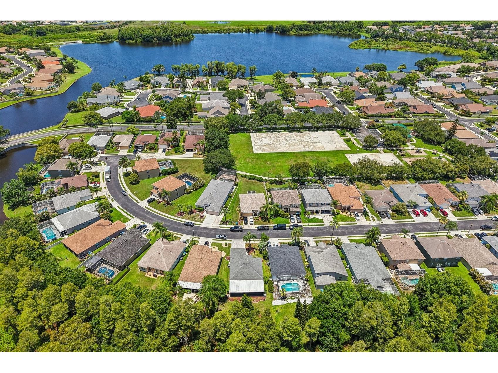 1628 Crossvine Court Trinity FL 34655 TB8519052 image55