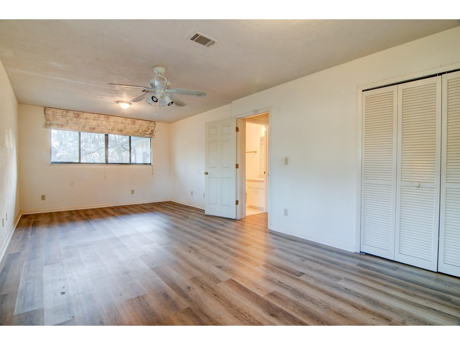 1628 NW 19th Circle Gainesville FL 32605 GC537932 image18