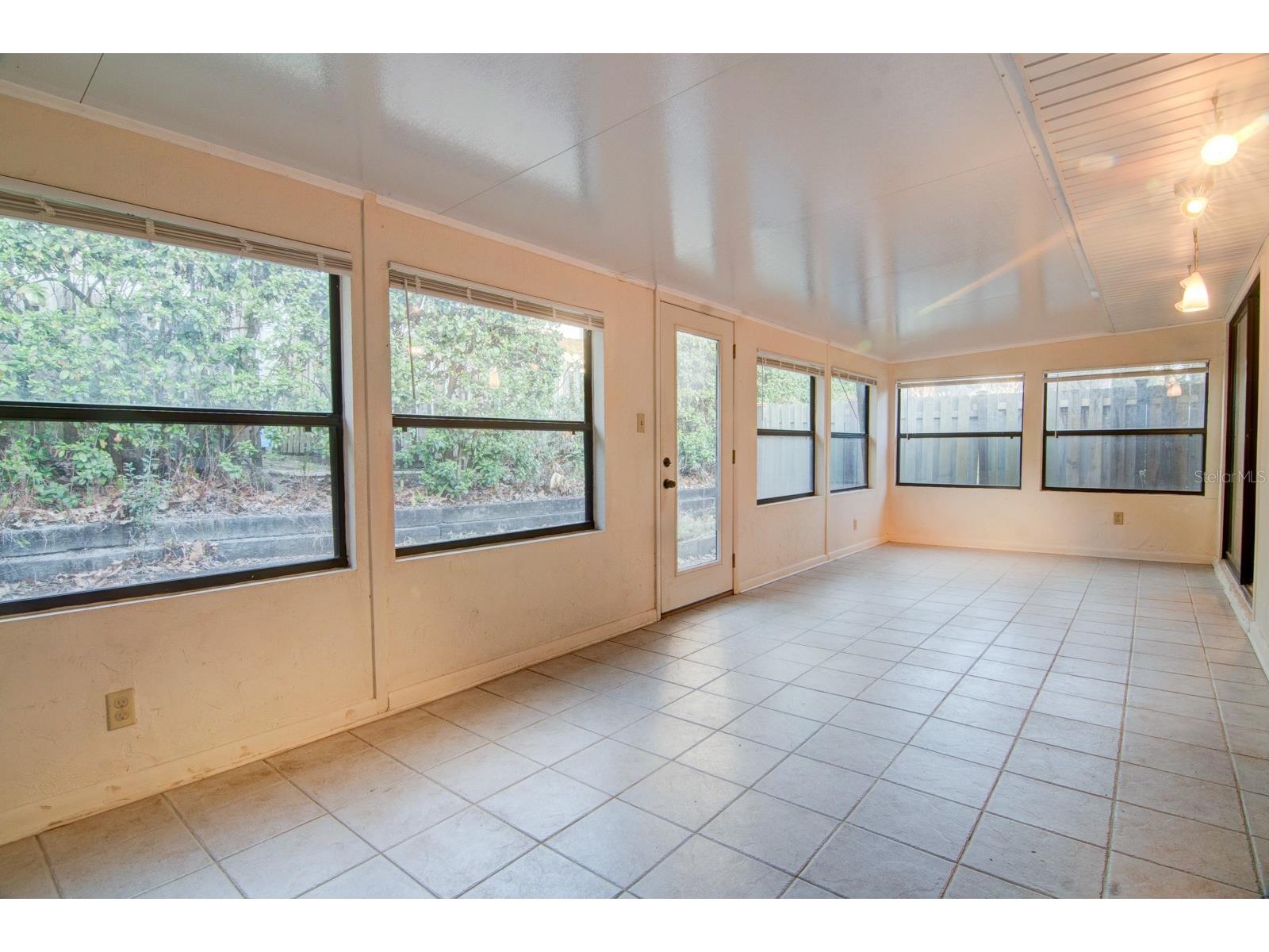 1628 NW 19th Circle Gainesville FL 32605 GC537932 image22