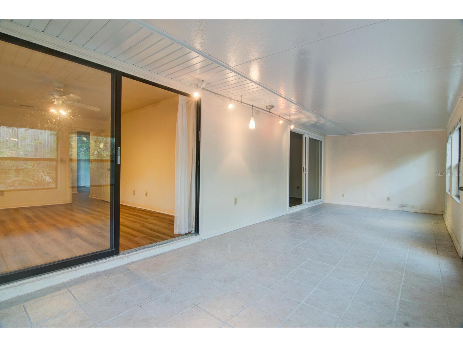 1628 NW 19th Circle Gainesville FL 32605 GC537932 image23