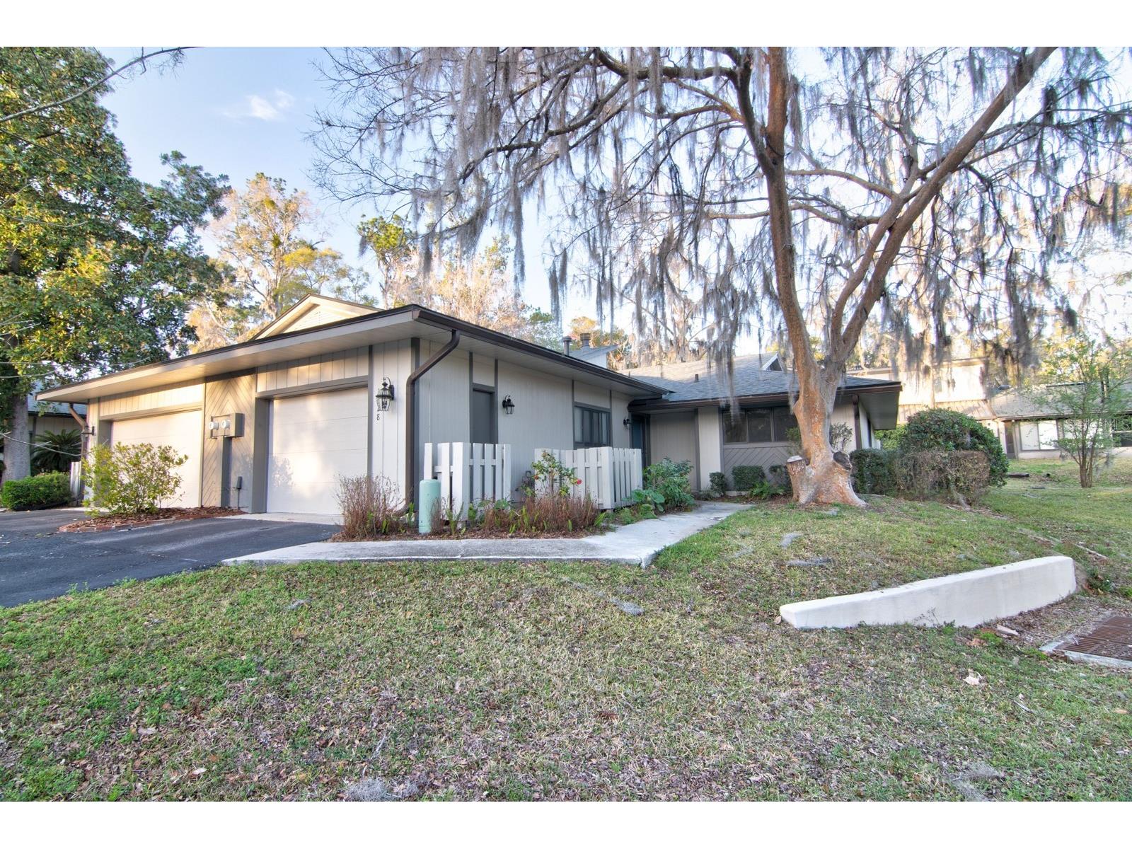 1628 NW 19th Circle Gainesville FL 32605 GC537932 image27