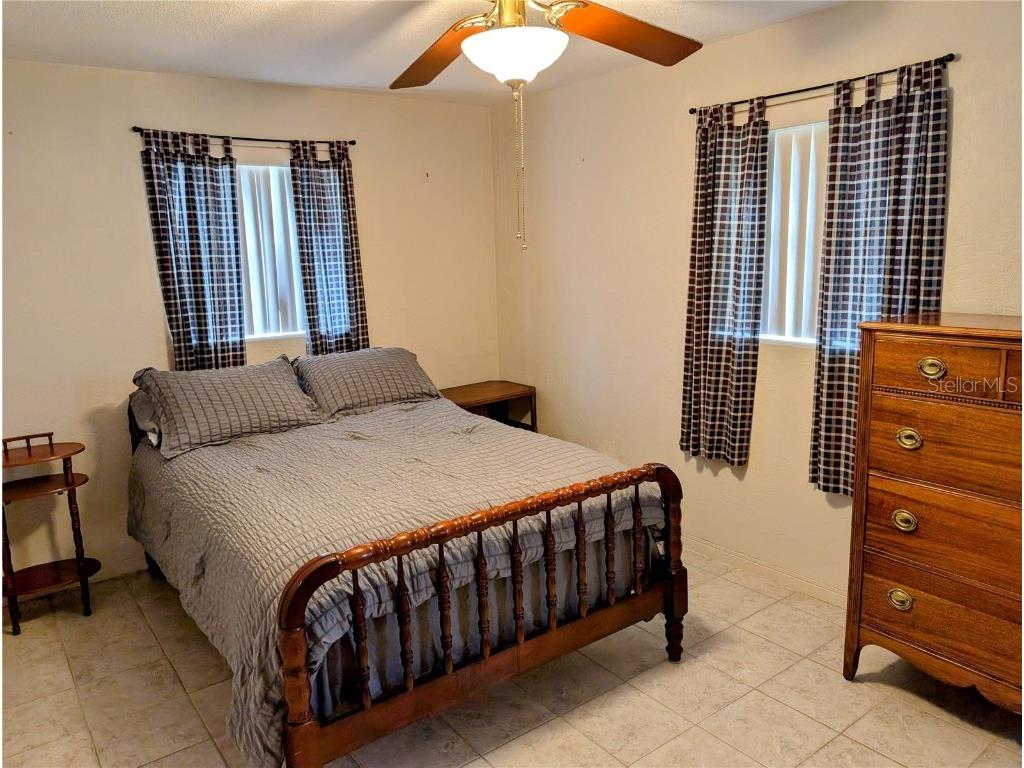 1628 Paradise Lane Astor FL 32102 - ST. JOHN'S RIVER V4933998 image10