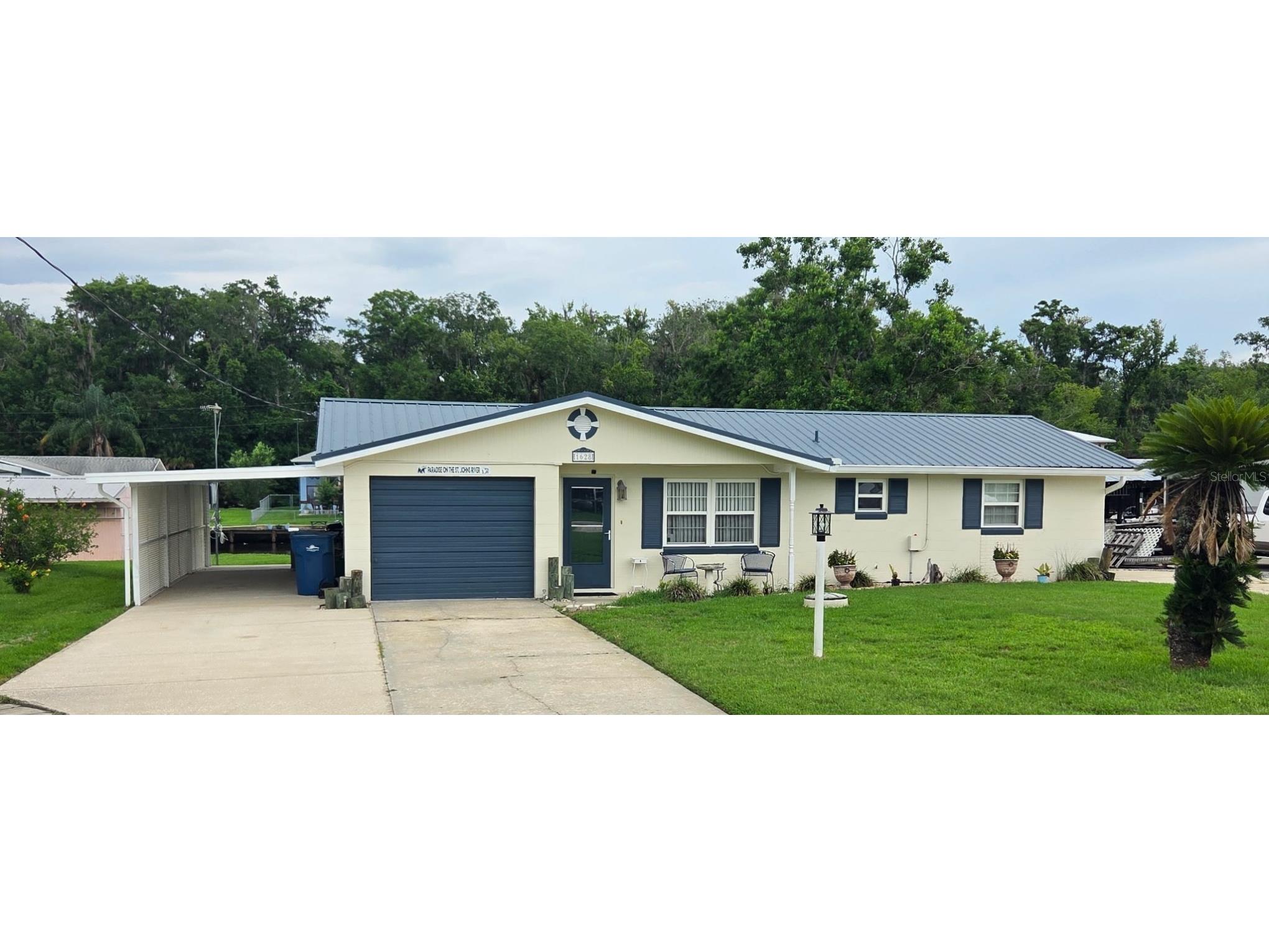 1628 Paradise Lane Astor FL 32102 - ST. JOHN'S RIVER V4933998 image2