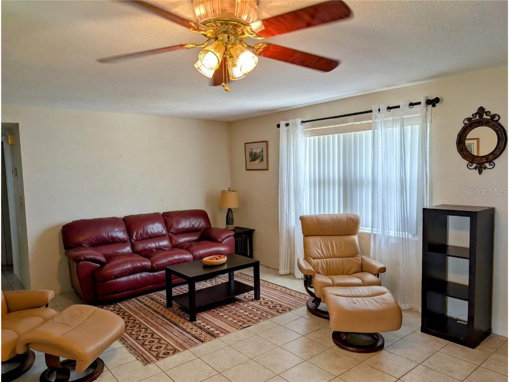 1628 Paradise Lane Astor FL 32102 - ST. JOHN'S RIVER V4933998 image6