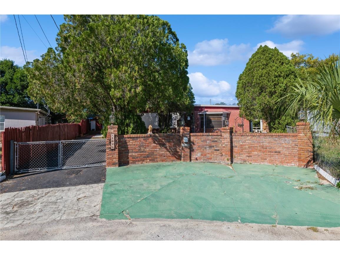 1628 Pontiac Court Orlando FL 32808 O6174716 image1