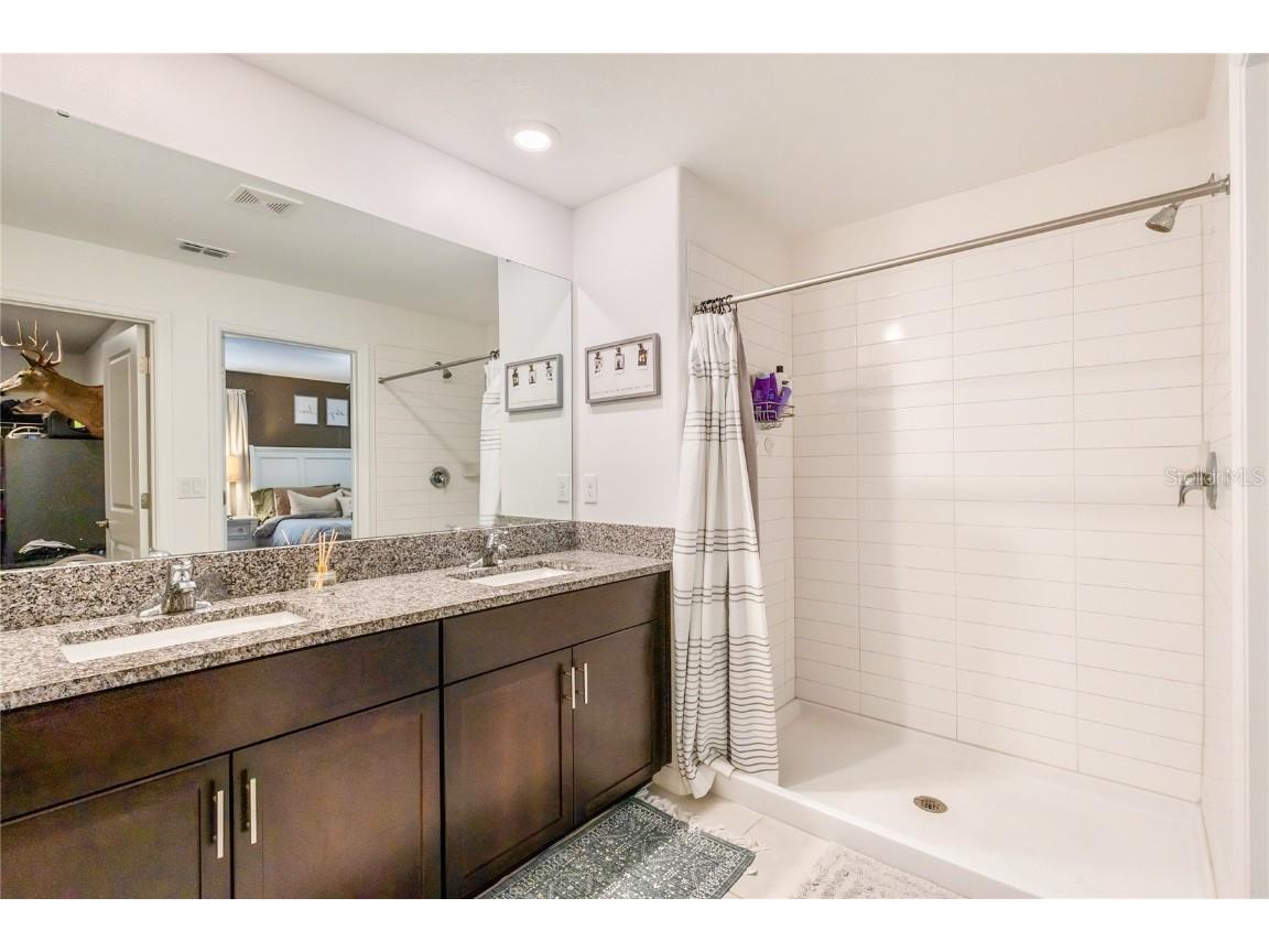 1628 Red Loop Lakeland FL 33801 P4936693 image21