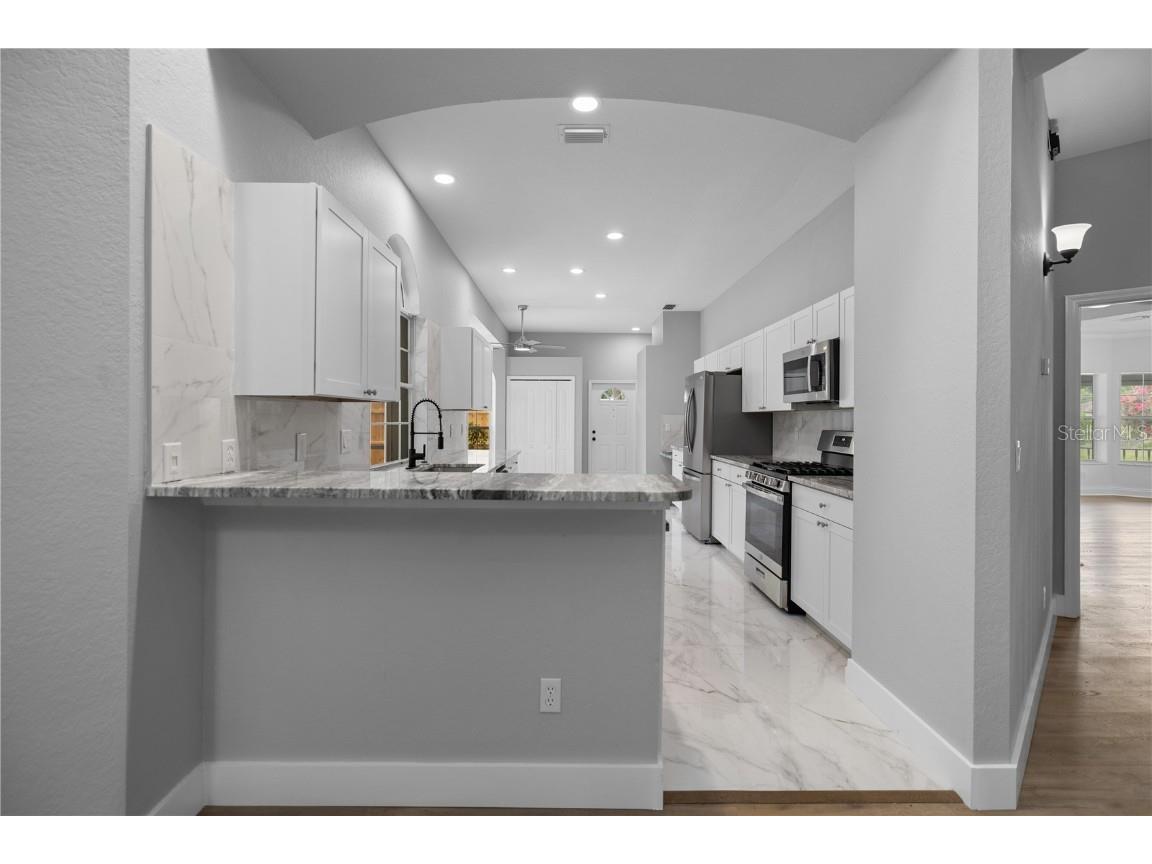 1628 SE 29th Terrace Ocala FL 34471 OM702503 image17