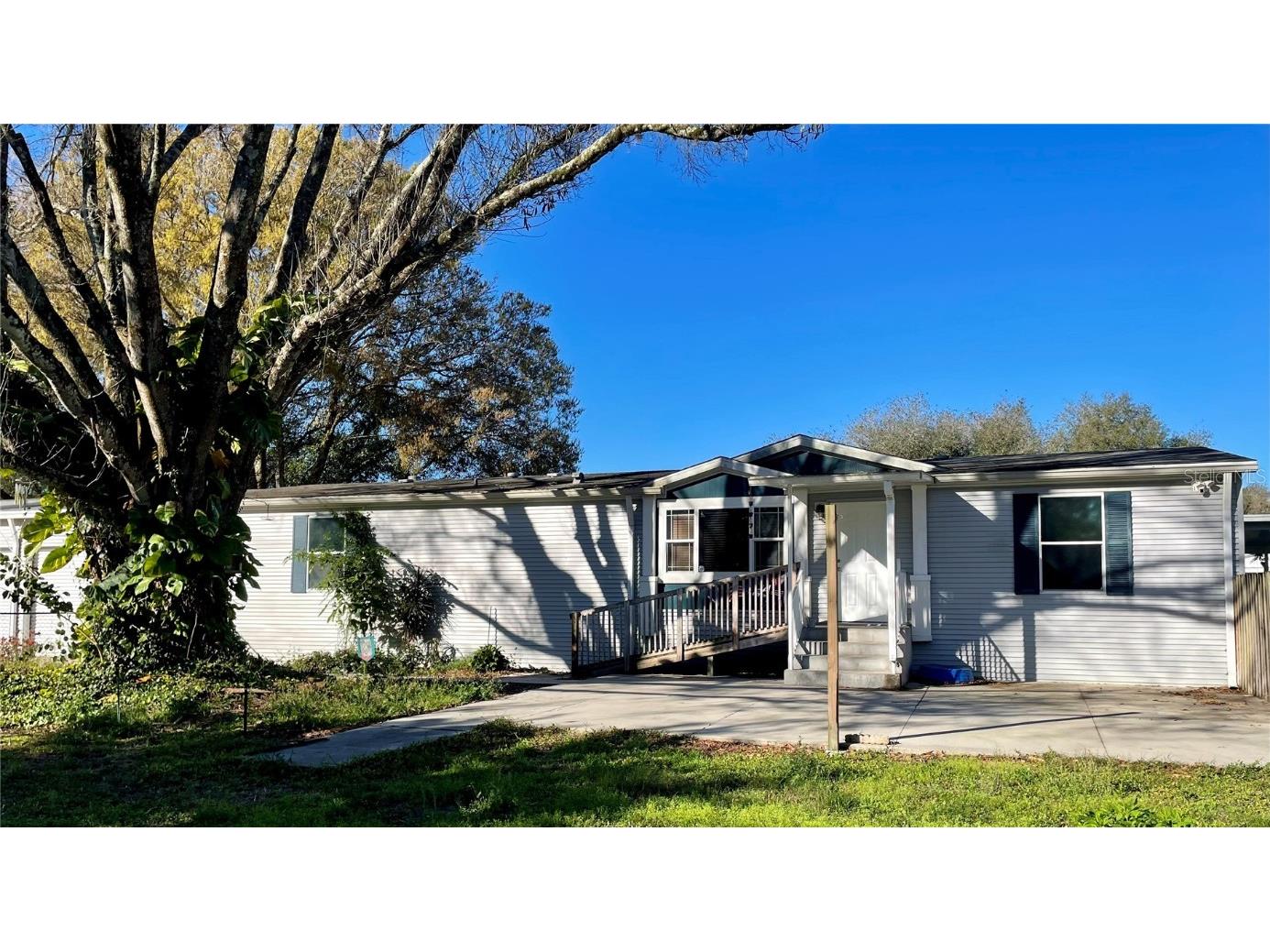 1628 Slash Pine Road Lakeland FL 33809 L4942722 image1