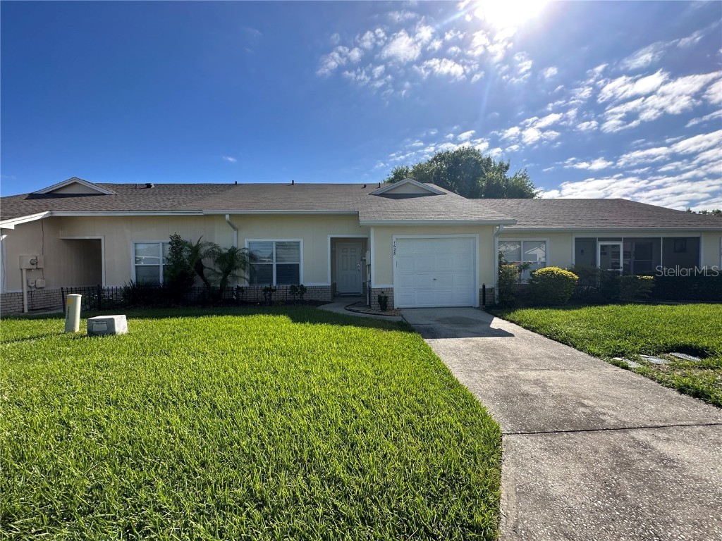 1628 Tudor Lane Tavares FL 32778 G5066559 image1