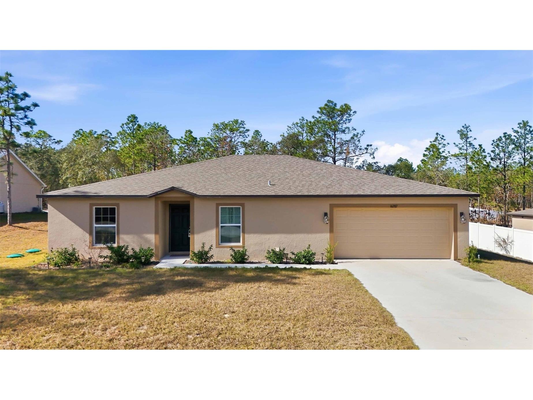 16287 Little Auk Road Weeki Wachee FL 34614 TB8460491 image1