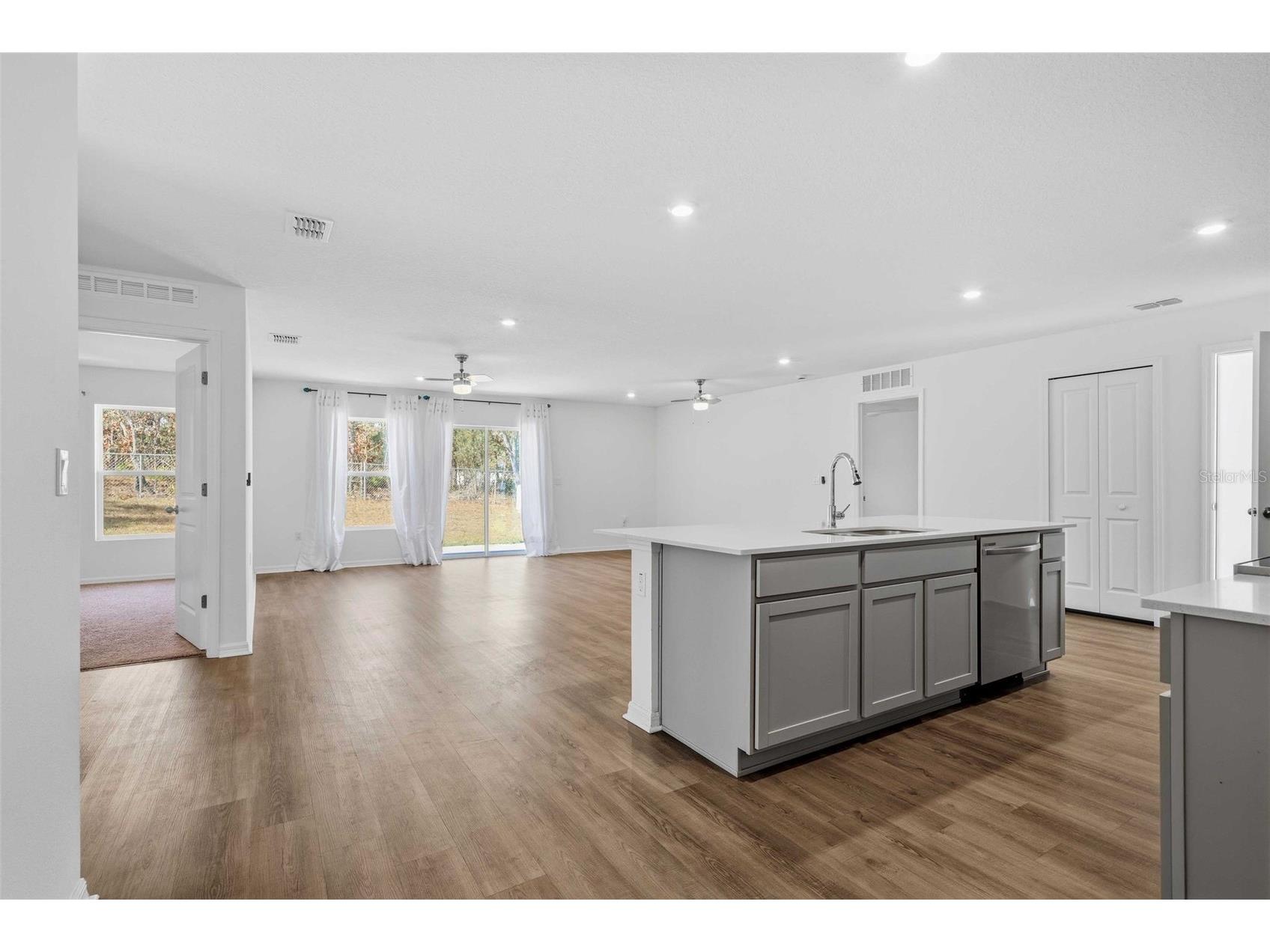 16287 Little Auk Road Weeki Wachee FL 34614 TB8460491 image11