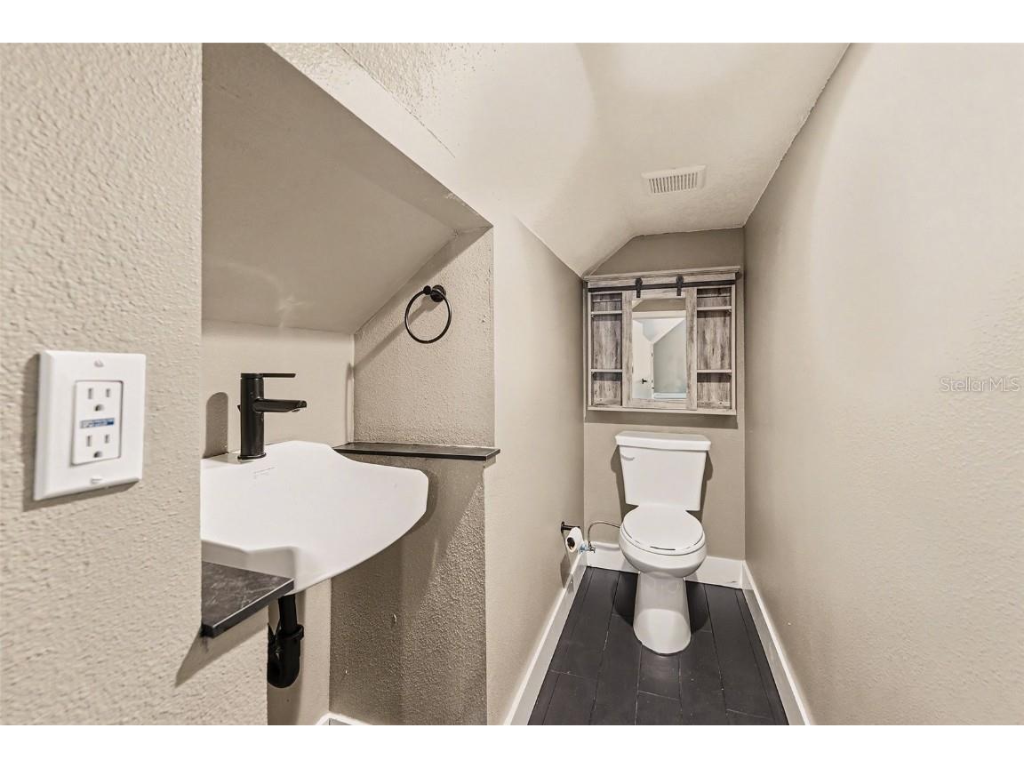 16288 48th Street N Clearwater FL 33762 TB8460930 image31