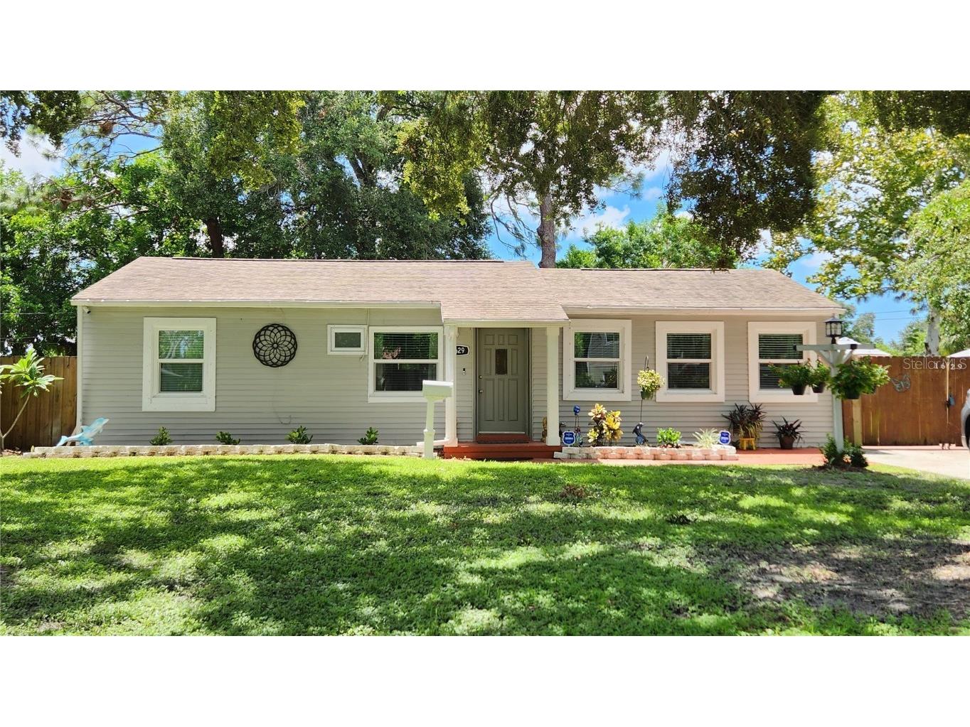 1629 Canterbury Road N Saint Petersburg FL 33710 U8251403 image1