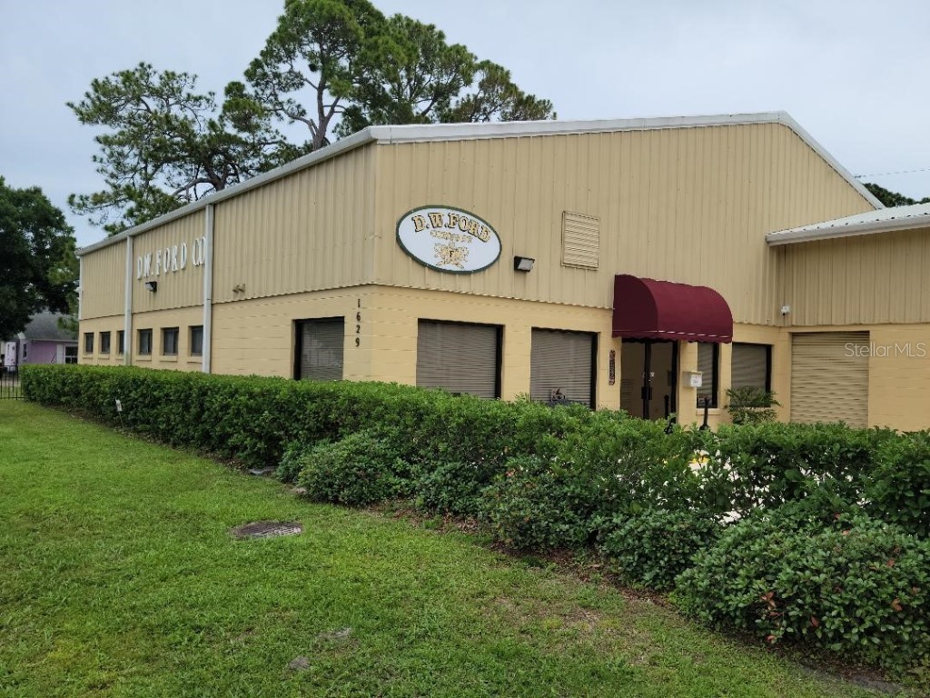 1629 Mason Avenue Daytona Beach FL 32117 V4926638 image1