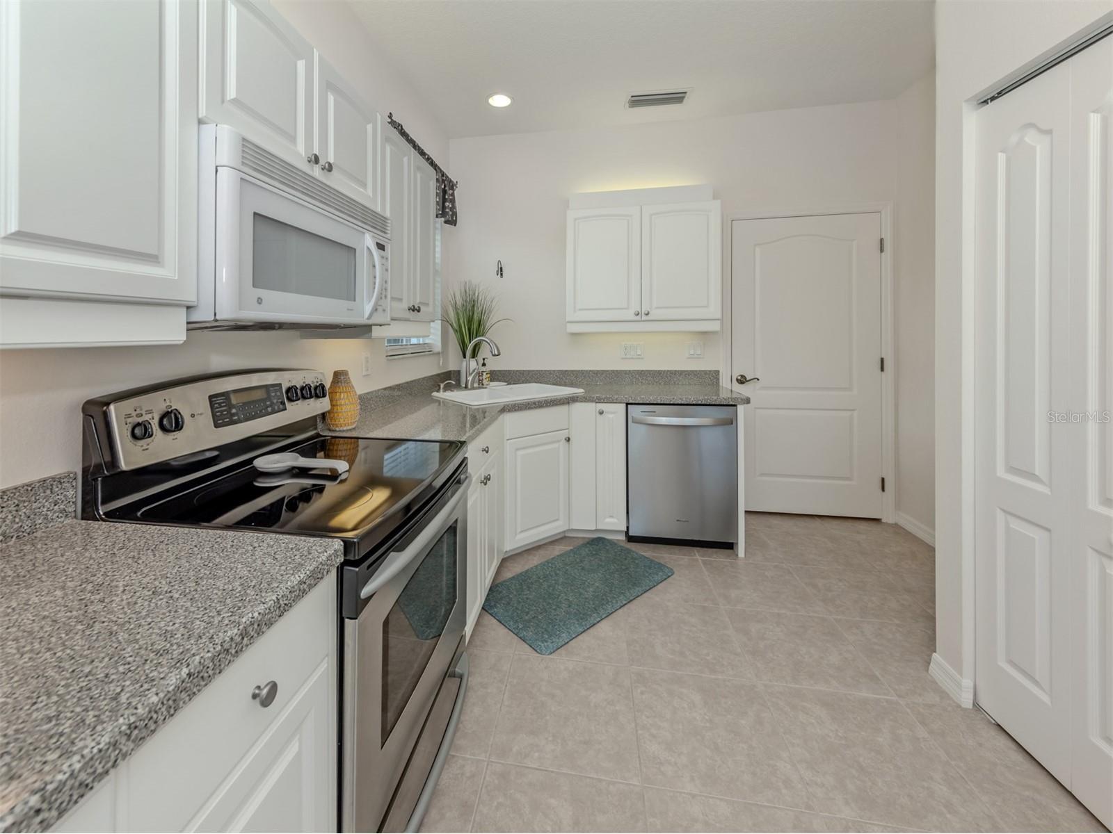 1629 Monarch Drive #1629 Venice FL 34293 N6144309 image15