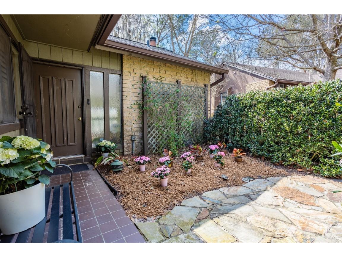 1629 NW 19th Circle Gainesville FL 32605 GC511008 image1