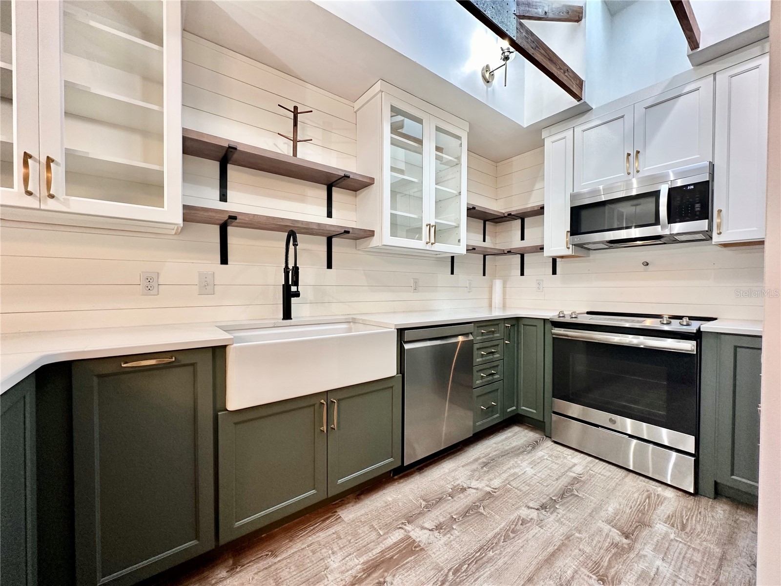 1629 NW 40th Terrace Gainesville FL 32605 OM720137 image6
