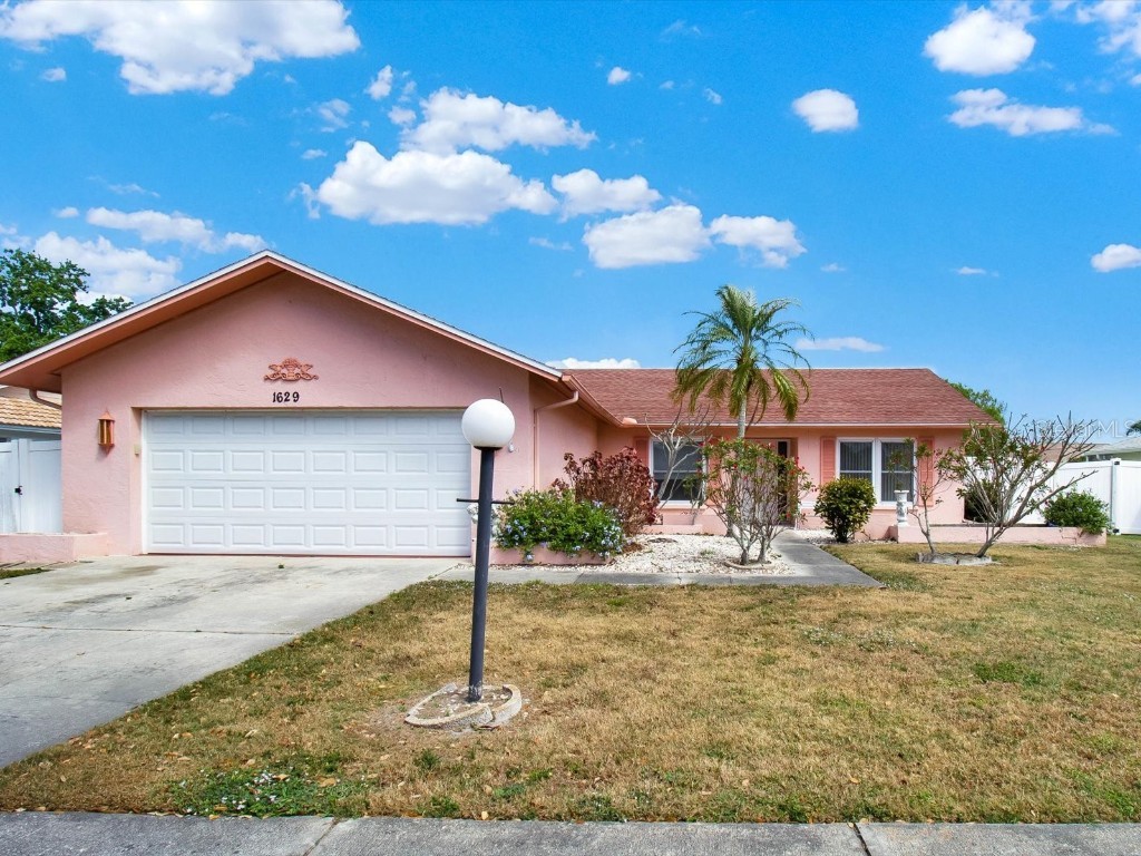 1629 Oak View Drive Sarasota FL 34232 A4561307 image1
