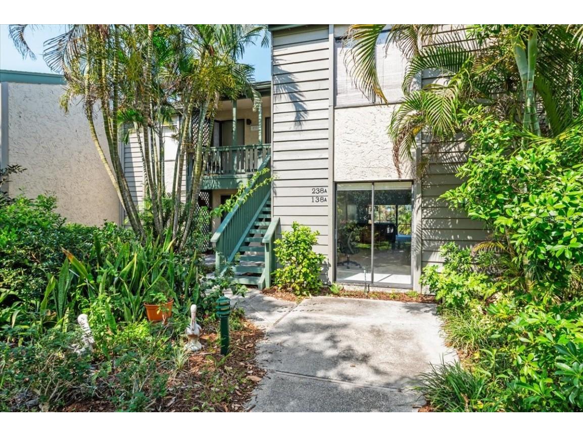1629 Pelican Cove Road #138A Sarasota FL 34231 A4652000 image1