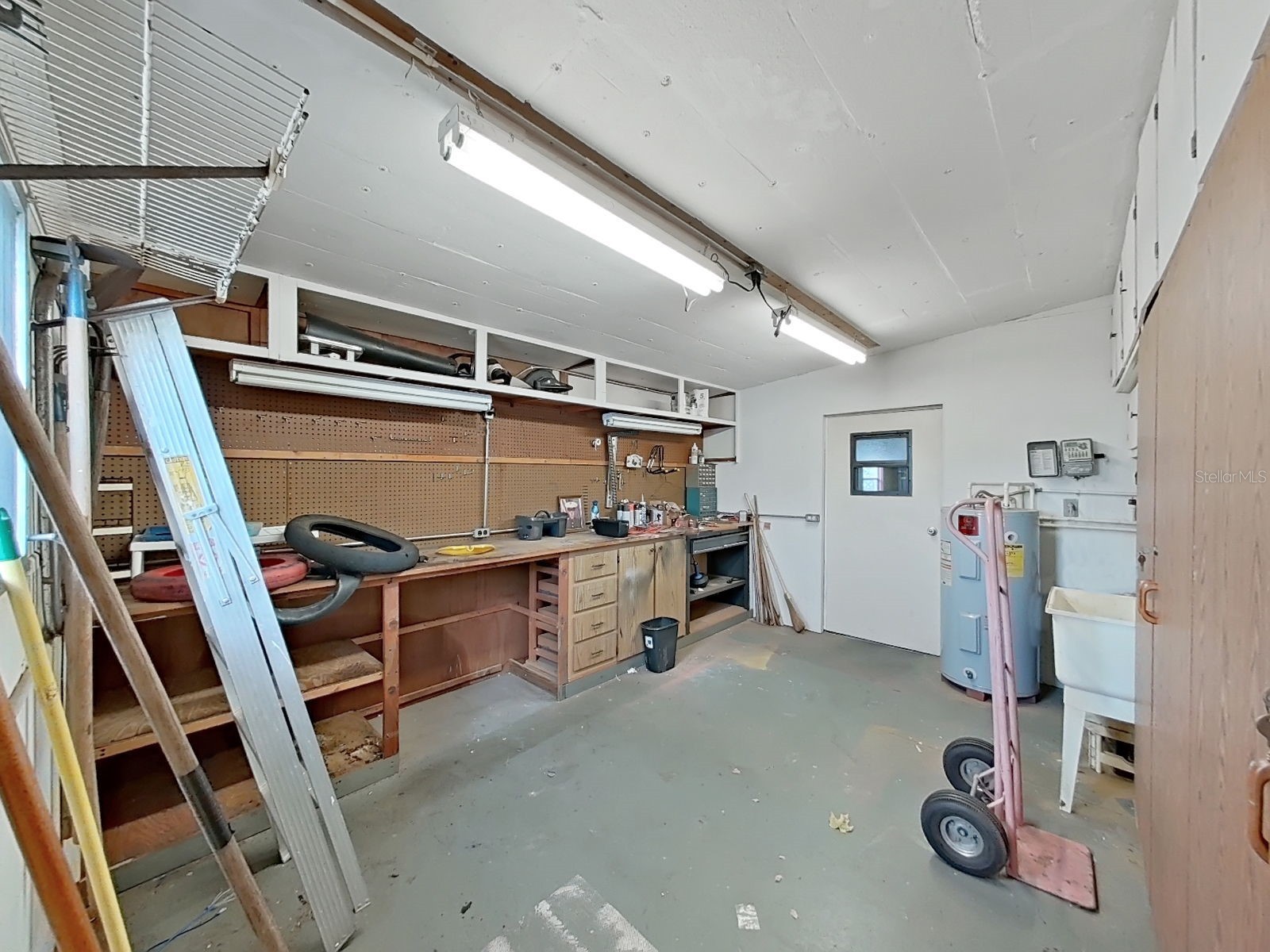 1629 Tally Ho Dr Lakeland FL 33810 P4938773 image37