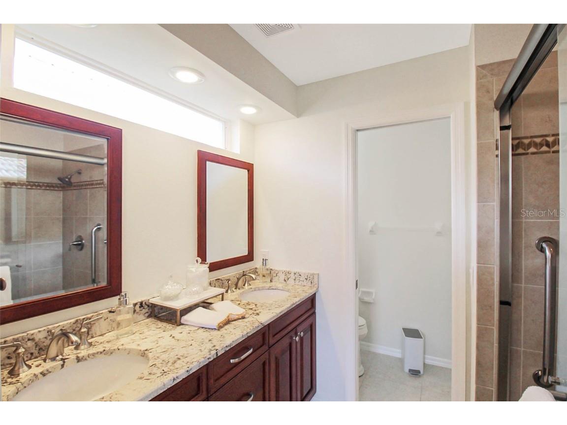 163 Braemar Avenue Venice FL 34293 A4648828 image32