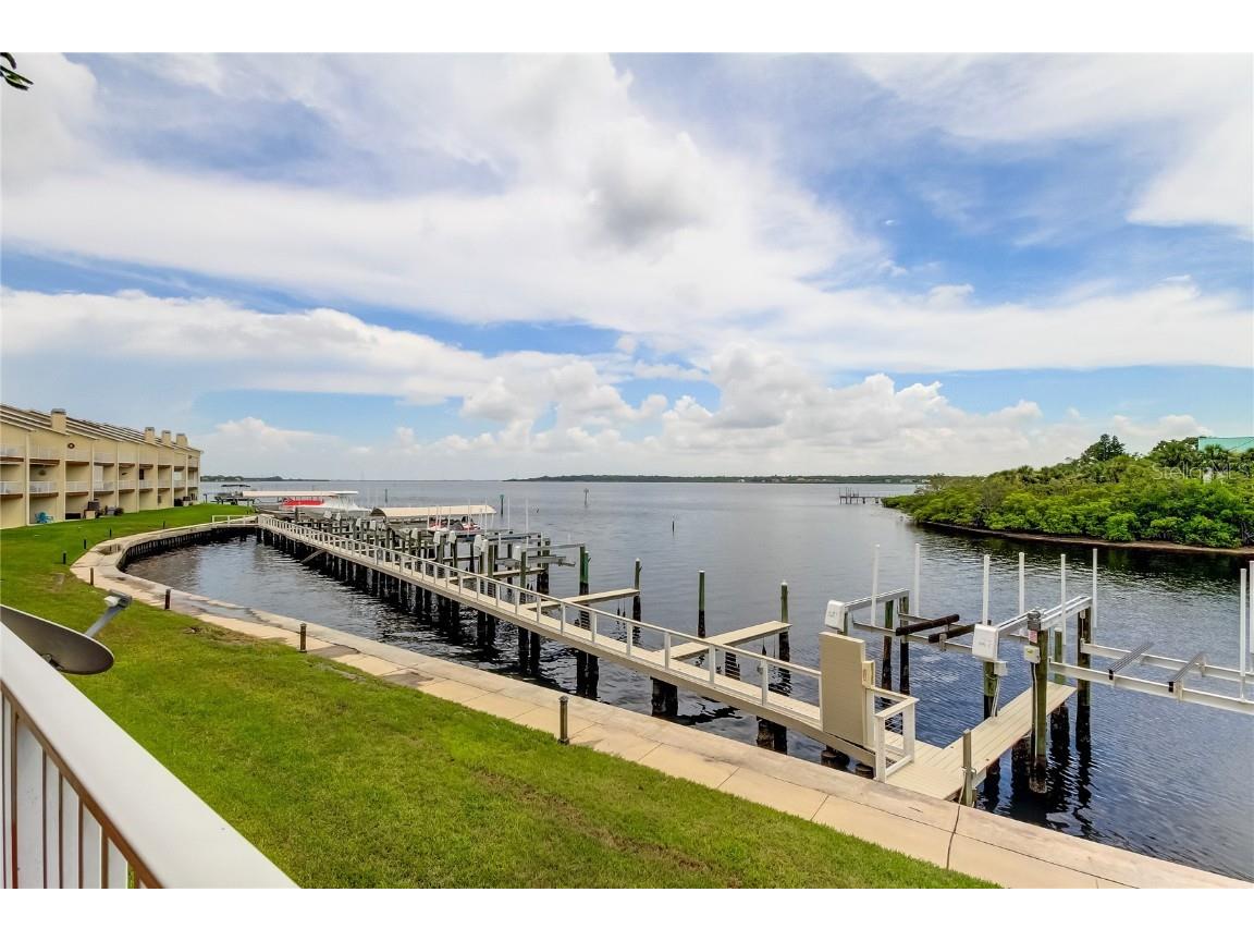 163 Brent Circle Oldsmar FL 34677 - OLD TAMPA BAY TB8401387 image41