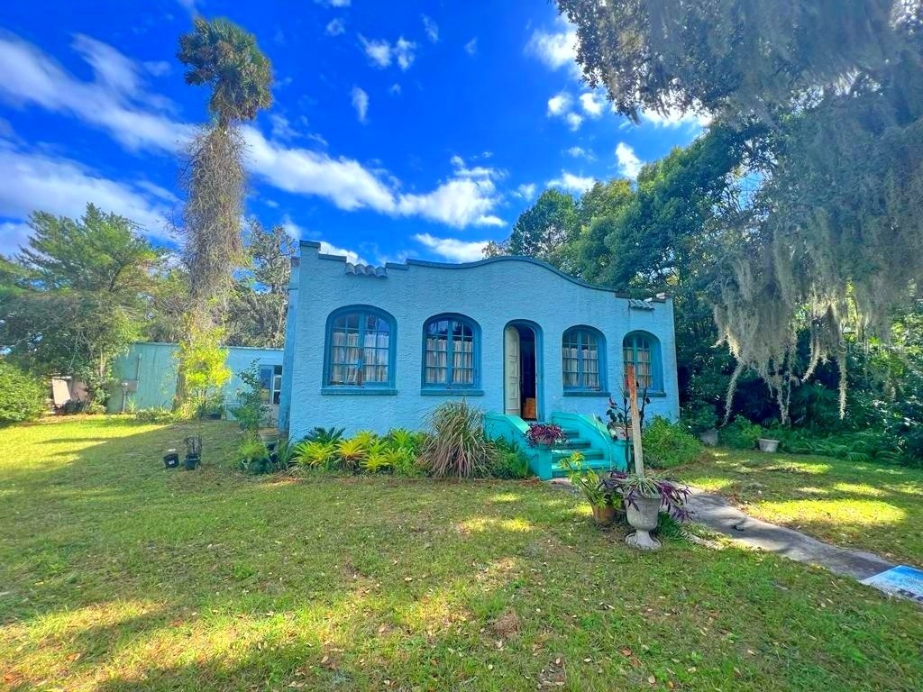 163 N Frederick Street Pierson FL 32180 W7859495 image1