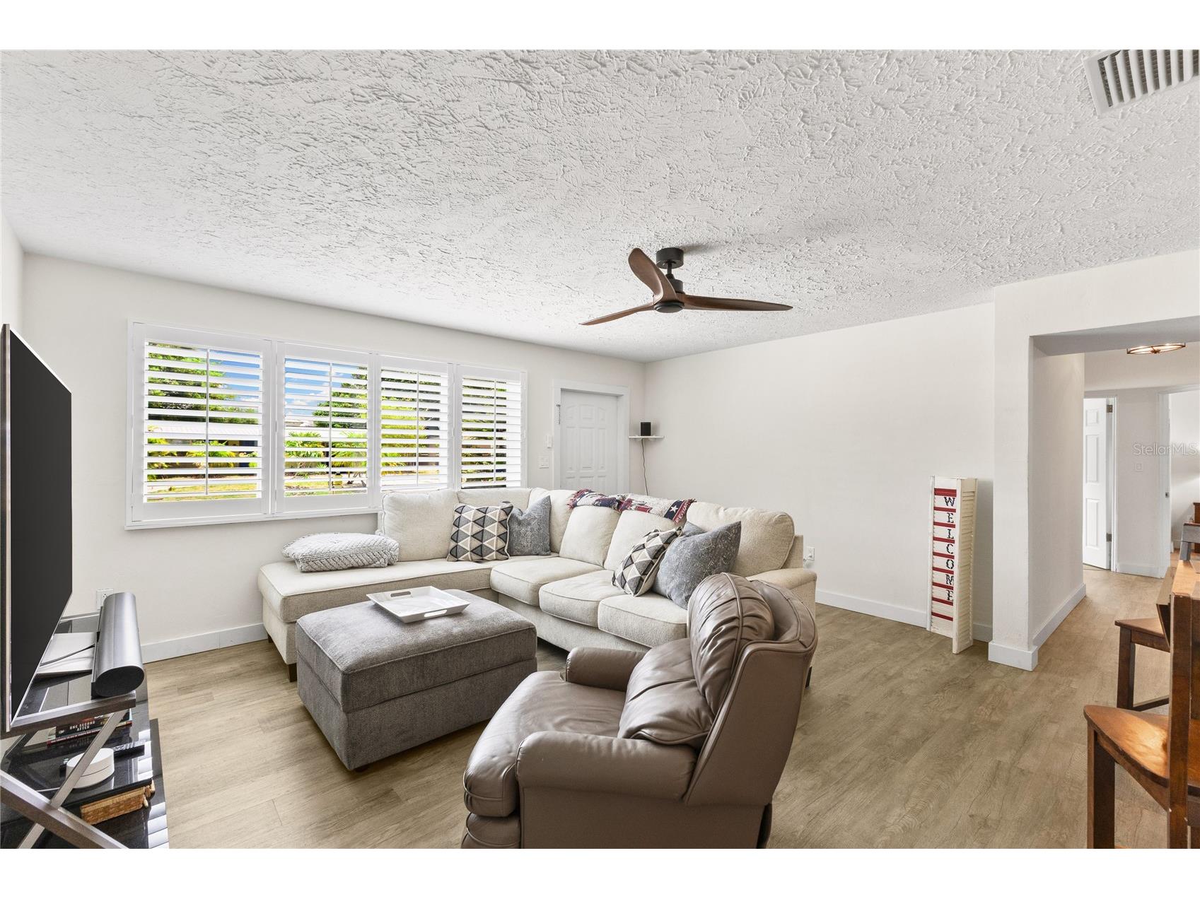 163 Sunway Avenue Sarasota FL 34237 A4664229 image16