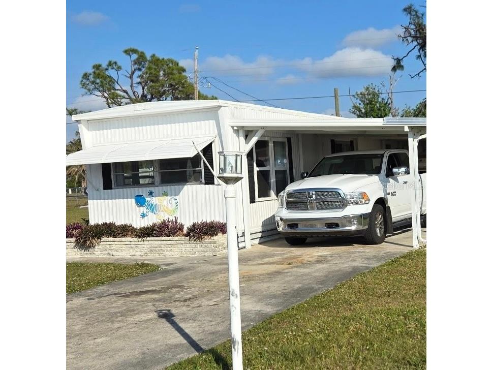 163 Via Madonna Englewood FL 34224 A4642114 image1