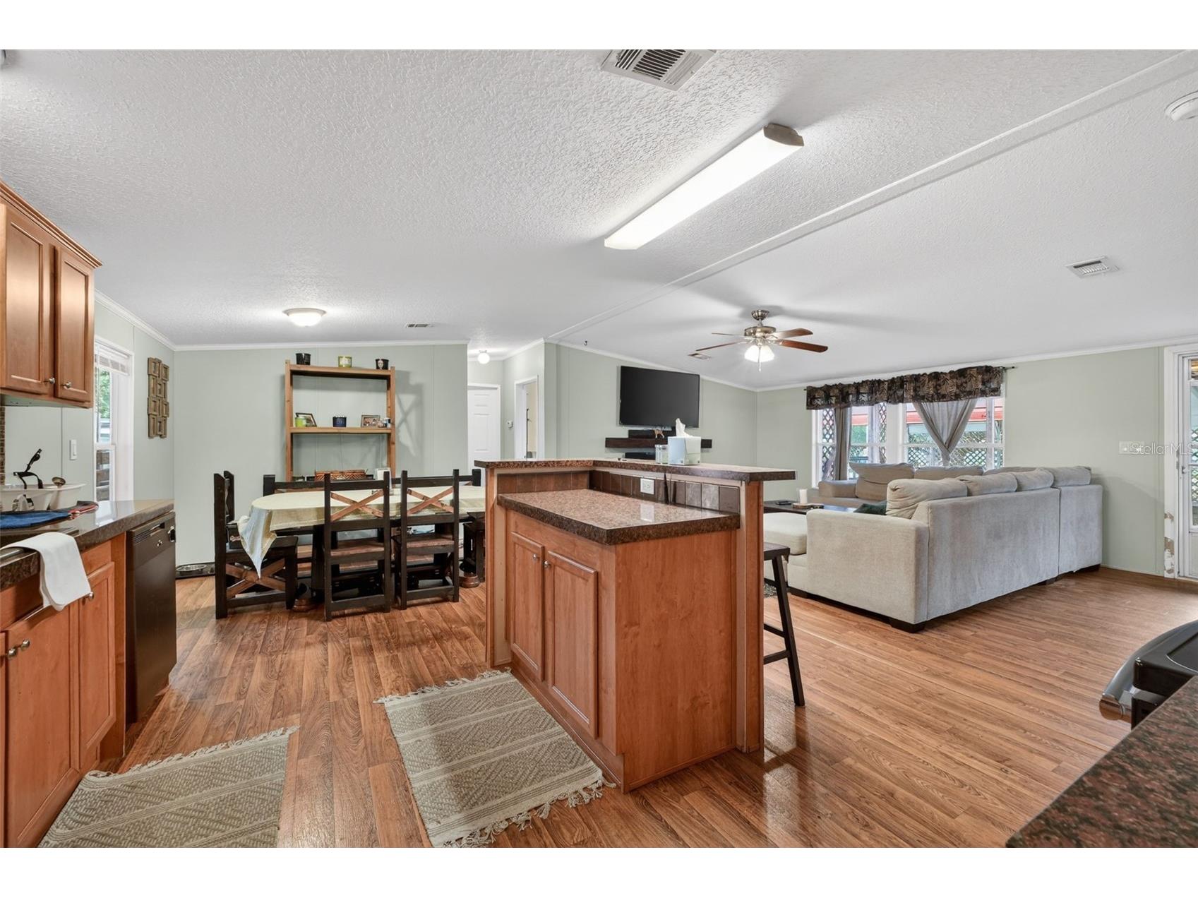 163 West Street Oak Hill FL 32759 V4948669 image10