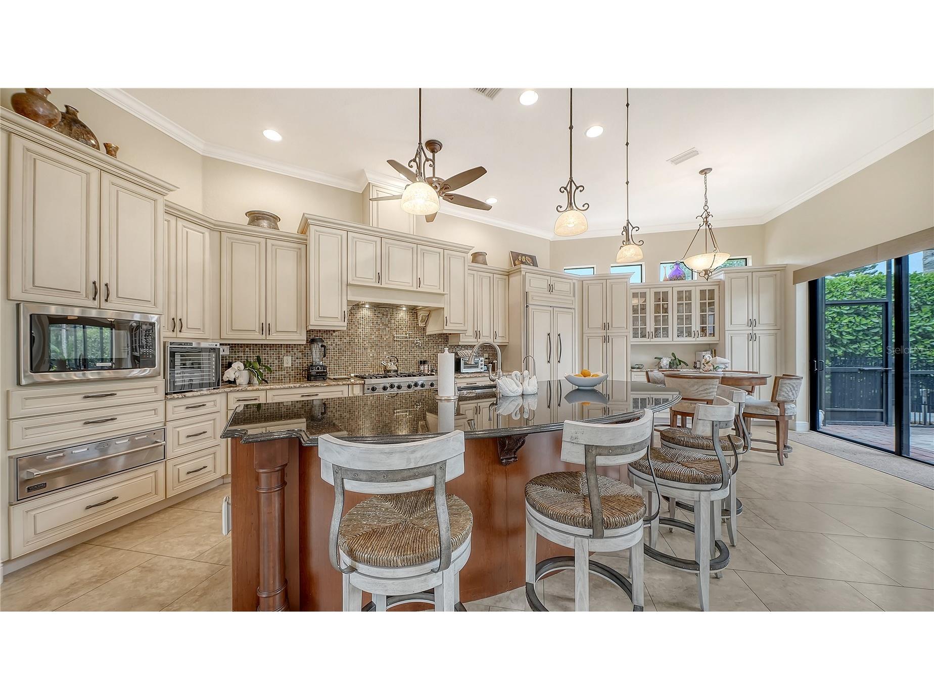 1630 Assisi Drive #18 Sarasota FL 34231 A4695360 image10