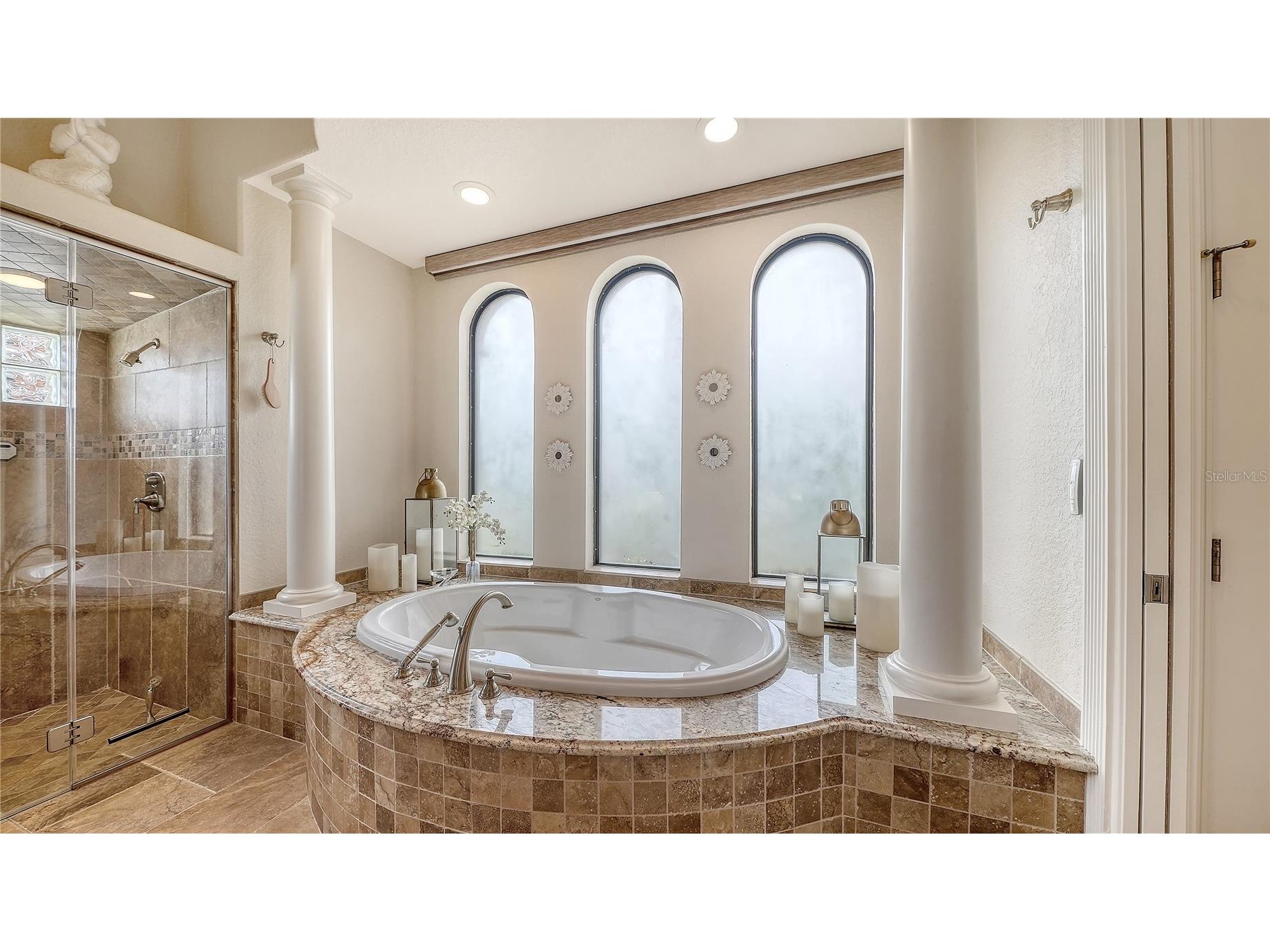 1630 Assisi Drive #18 Sarasota FL 34231 A4695360 image17