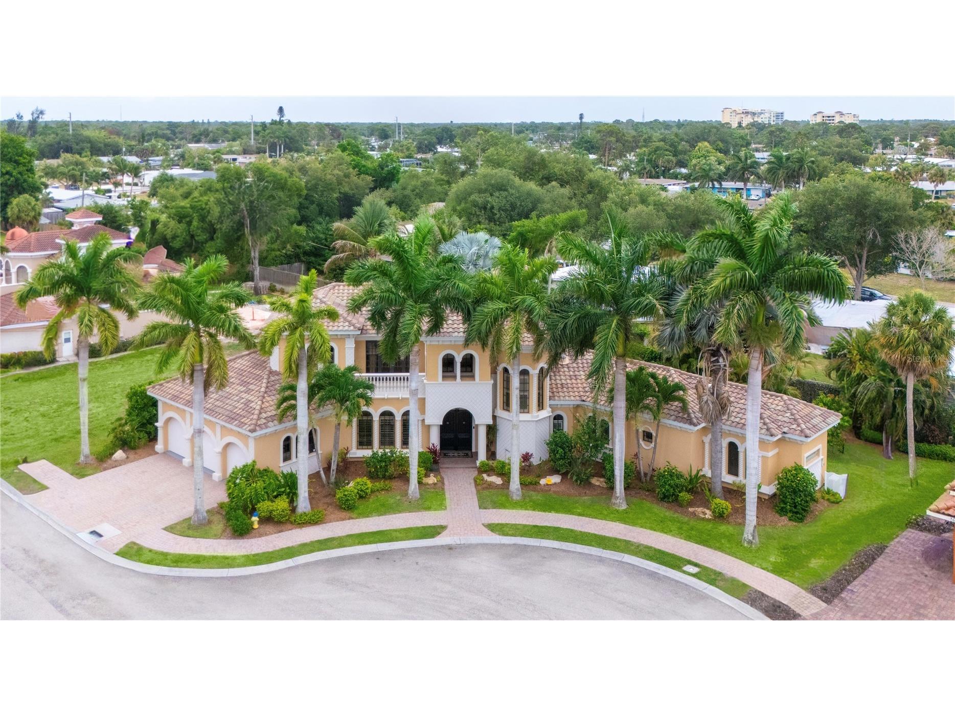 1630 Assisi Drive #18 Sarasota FL 34231 A4695360 image2