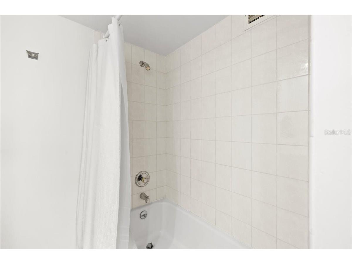 1630 N Ocean Blvd #1011 Pompano Beach FL 33062 TB8532565 image21