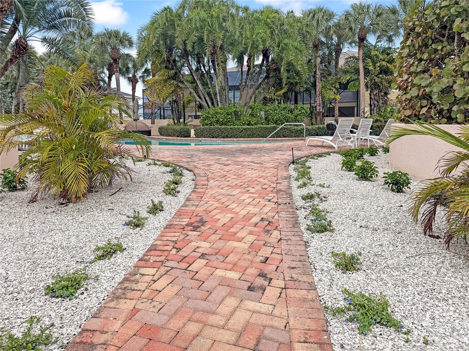 1630 Royal Palm Drive S #A Saint Petersburg FL 33707 O6386969 image45