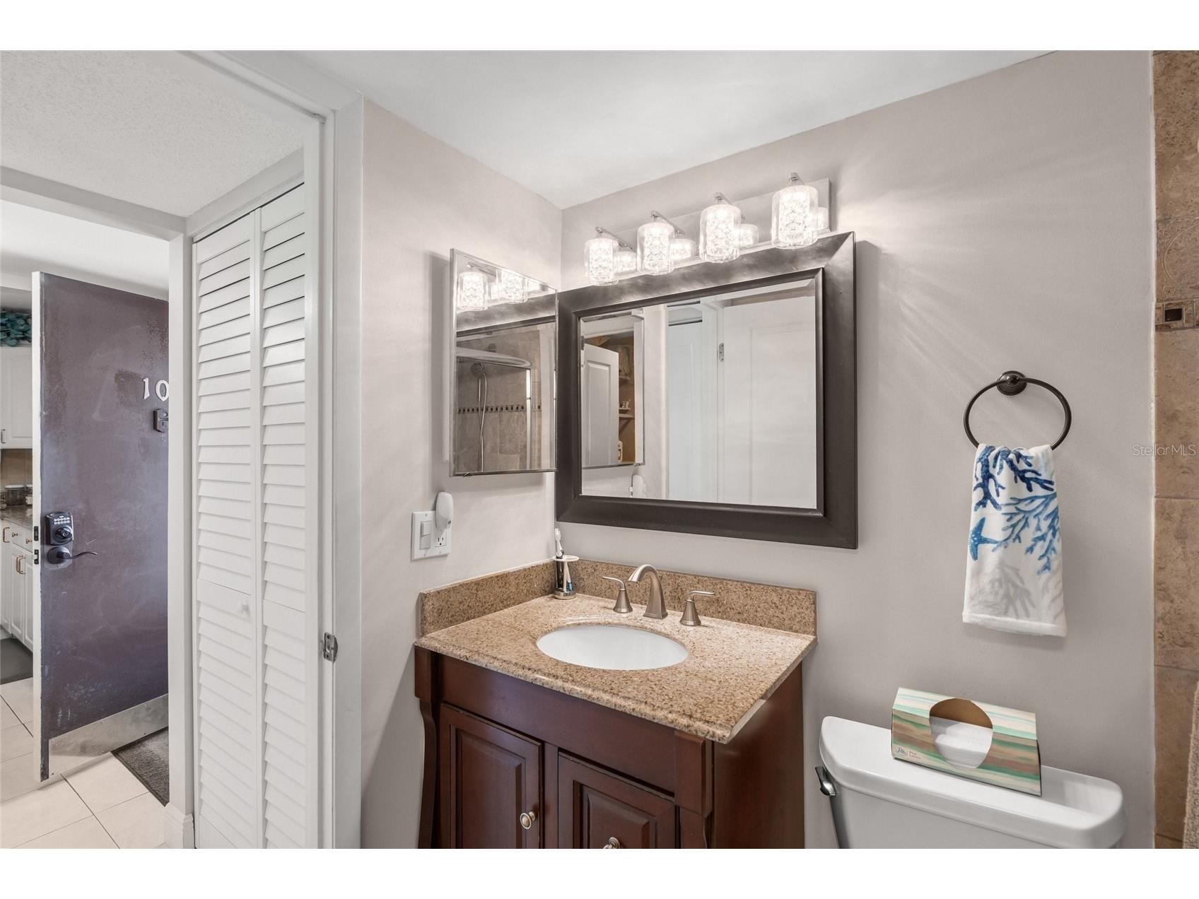 1630 Stickney Point Road #101 Sarasota FL 34231 - INTERCOASTAL WATERWAY A4687288 image20