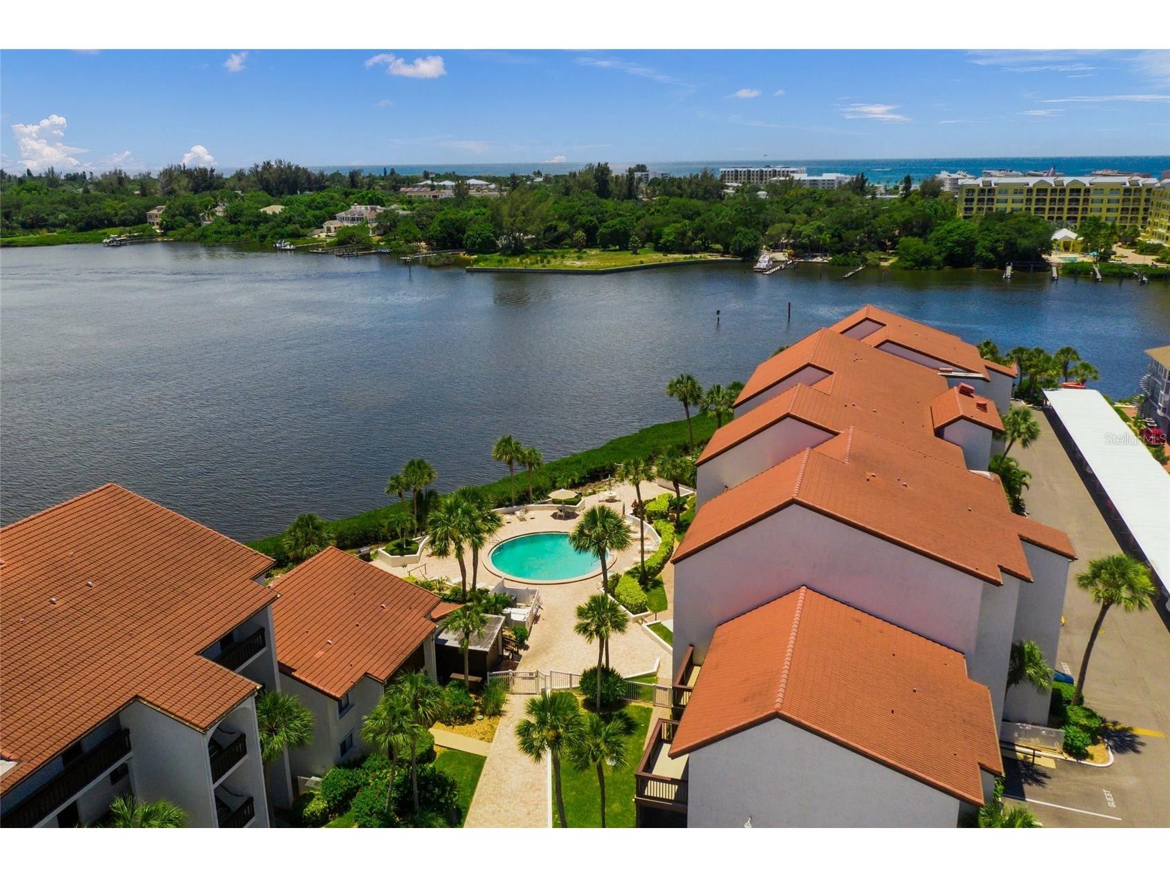 1630 Stickney Point Road #101 Sarasota FL 34231 - INTERCOASTAL WATERWAY A4687288 image31