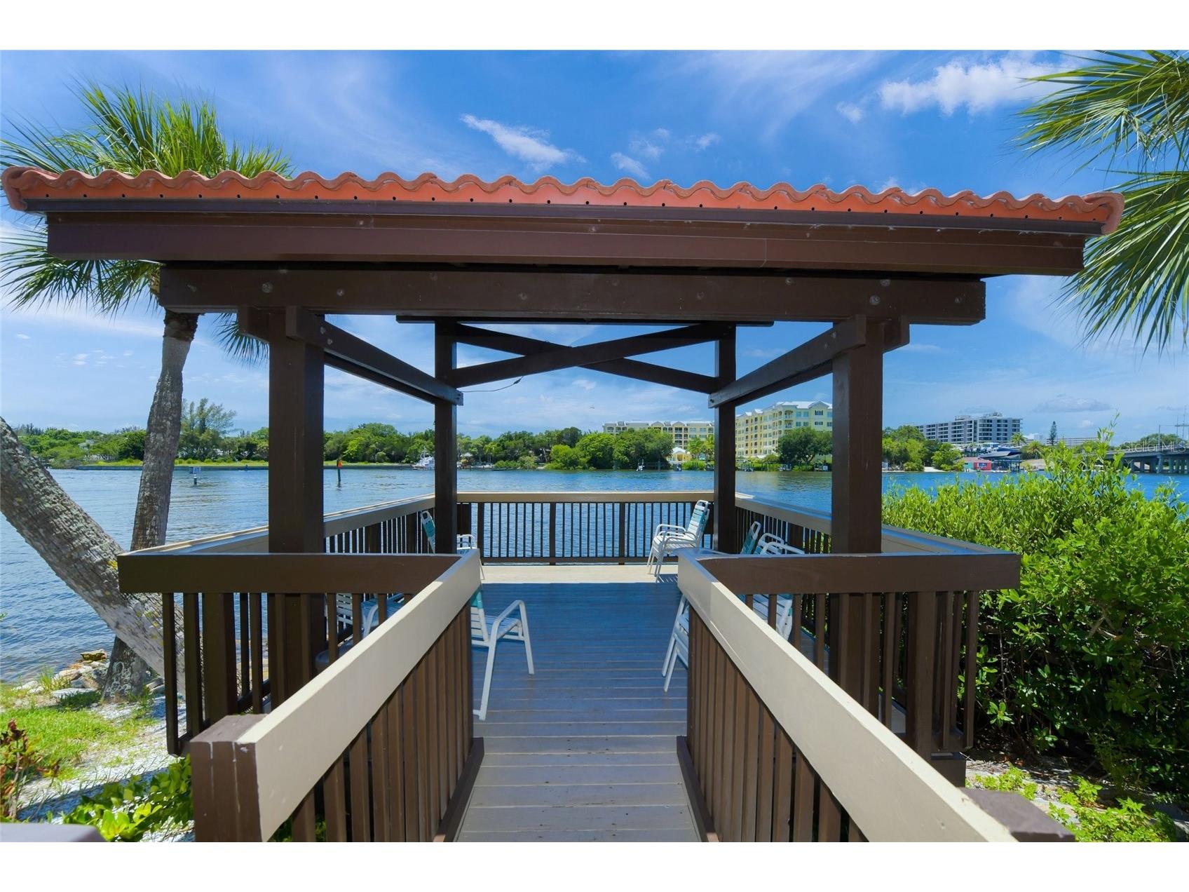 1630 Stickney Point Road #101 Sarasota FL 34231 - INTERCOASTAL WATERWAY A4687288 image37