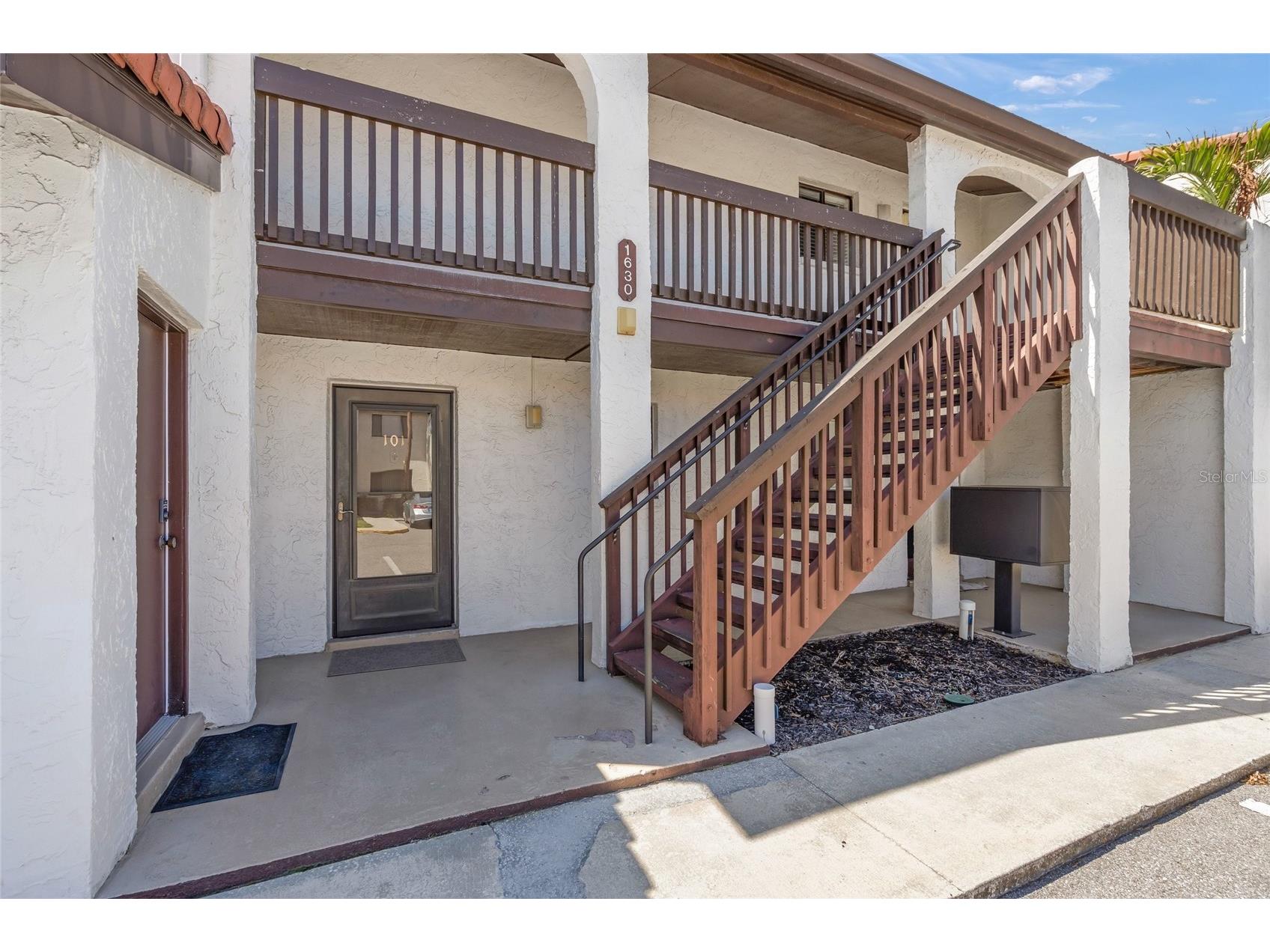 1630 Stickney Point Road #101 Sarasota FL 34231 - INTERCOASTAL WATERWAY A4687288 image4