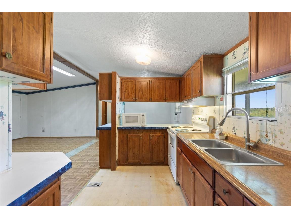 1630 Sutton Rd Lakeland FL 33810 P4935900 image10