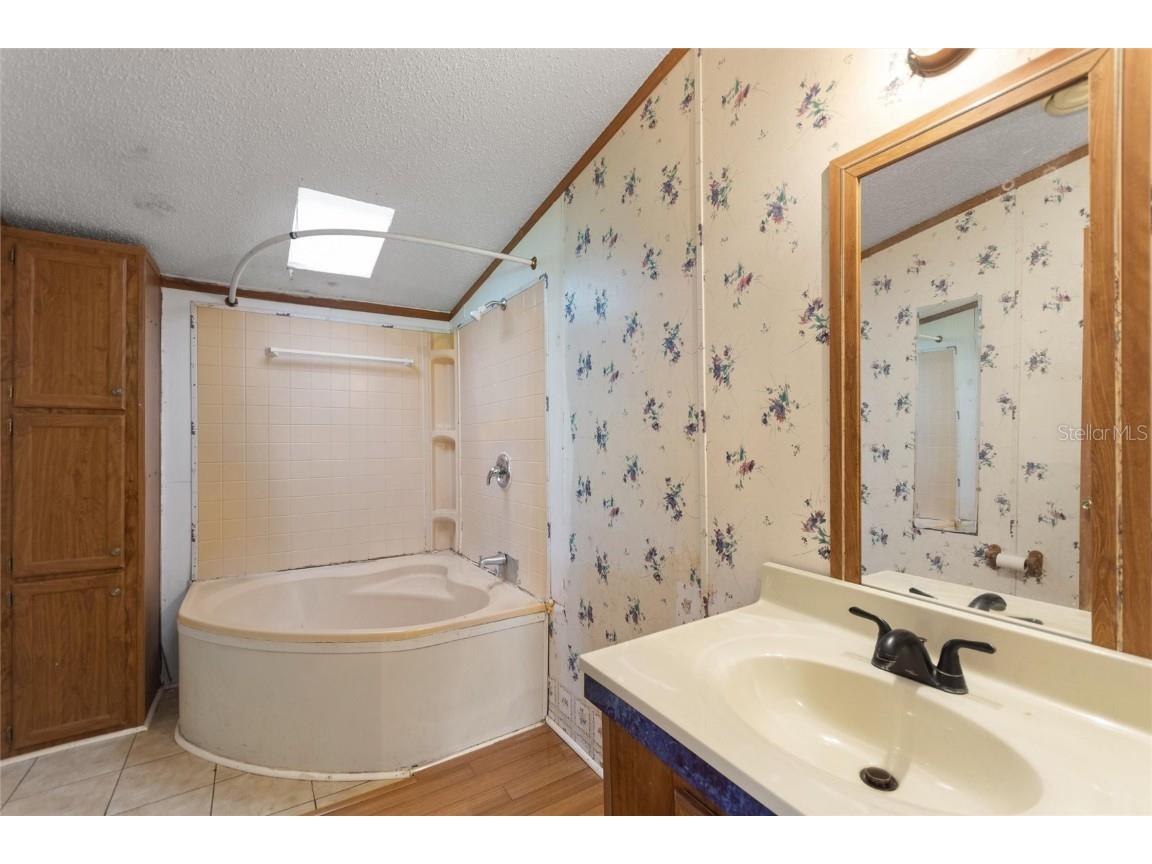 1630 Sutton Rd Lakeland FL 33810 P4935900 image16