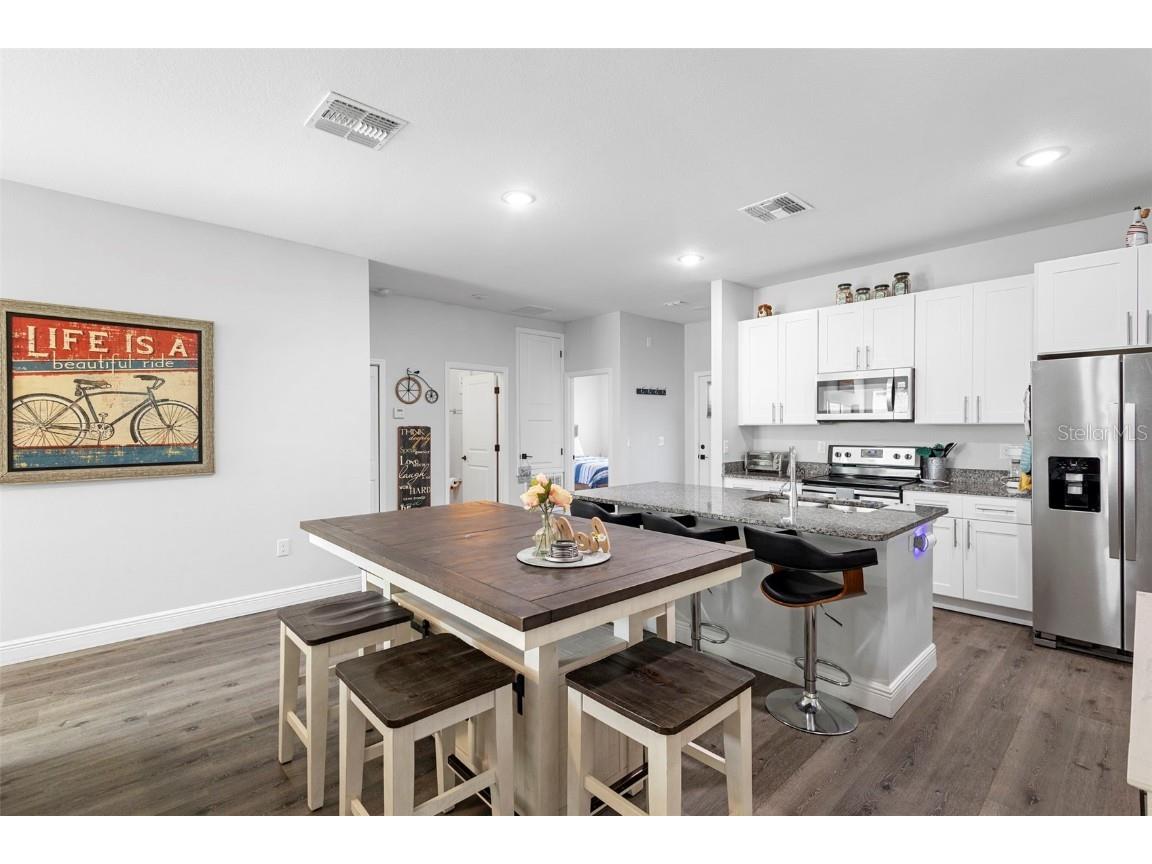 1630 W New York Avenue Orange City FL 32763 V4946142 image12