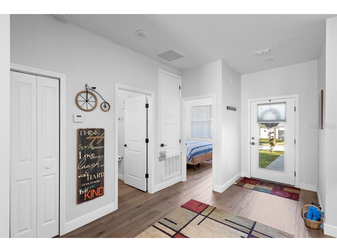 1630 W New York Avenue Orange City FL 32763 V4946142 image6