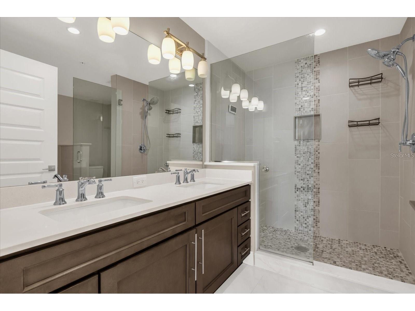 16300 County Road 455 #205 Montverde FL 34756 G5114527 image12